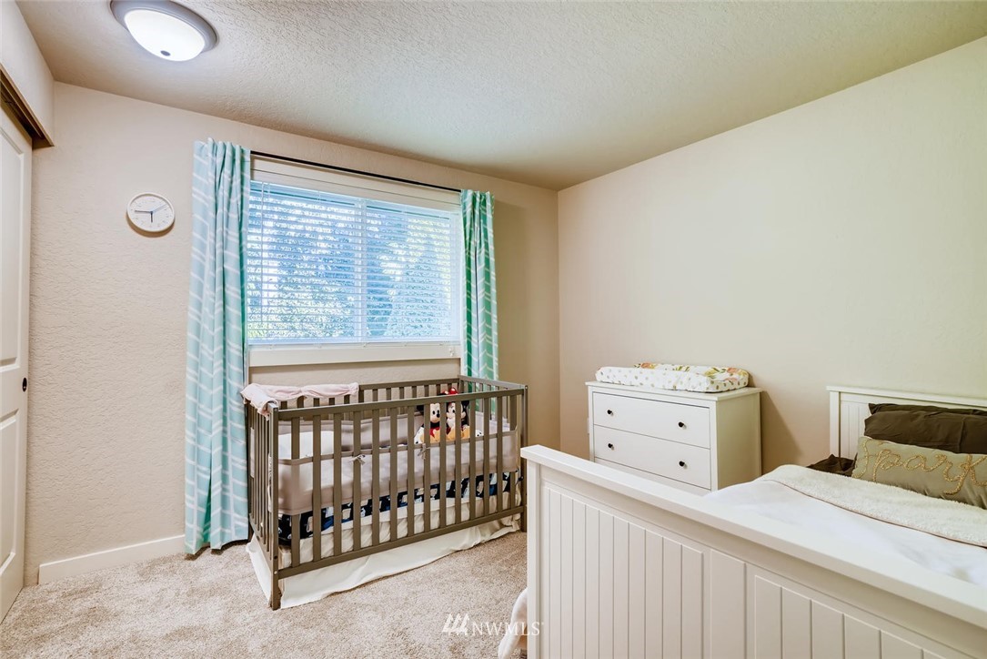 17525 18th Drive Southeast Bothell, WA 98012 - Photo 15 of 23 Gallery Image 15