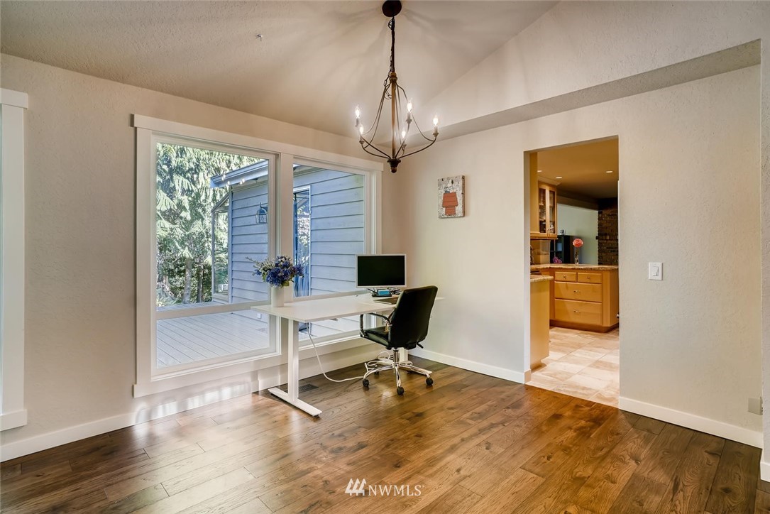 17525 18th Drive Southeast Bothell, WA 98012 - Photo 10 of 23 Gallery Image 10