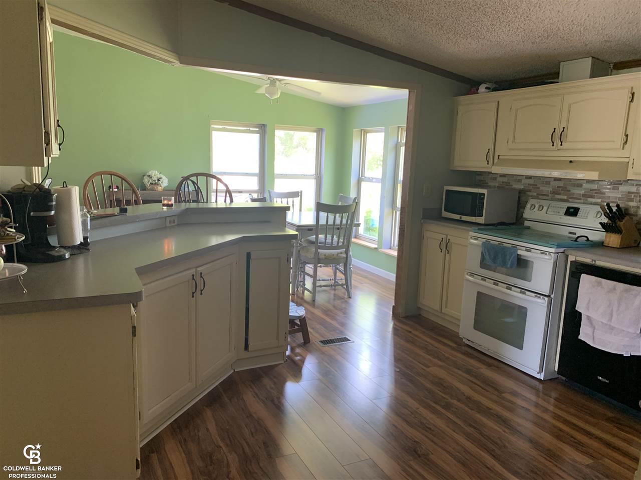 8903 Bricker Road Avoca, MI 48006 - Photo 6 of 33