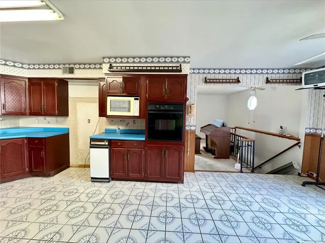 $175,000 | 238 Victoria Way, Leechburg, PA 15656