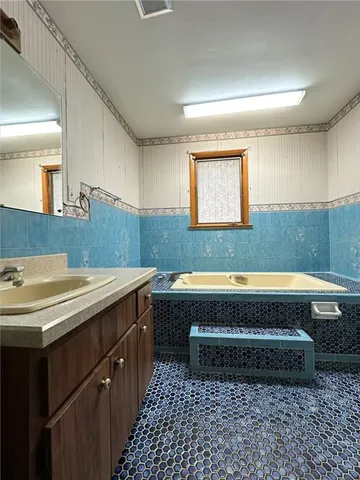 $175,000 | 238 Victoria Way, Leechburg, PA 15656