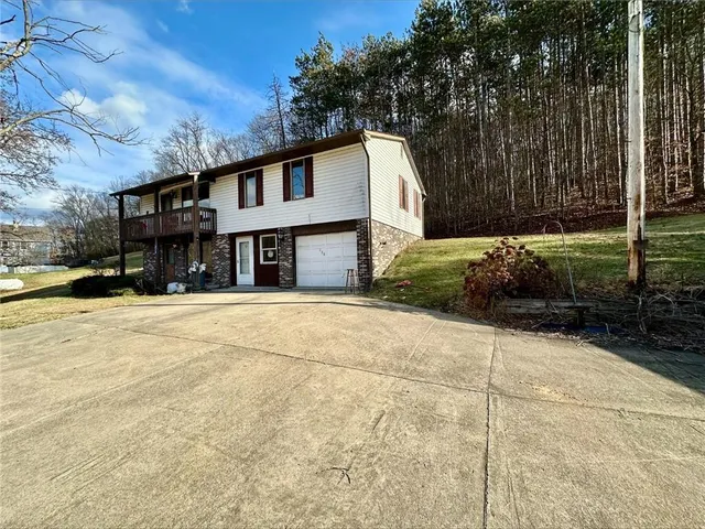 $175,000 | 238 Victoria Way, Leechburg, PA 15656