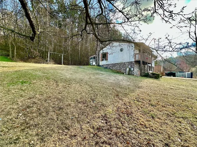 $175,000 | 238 Victoria Way, Leechburg, PA 15656