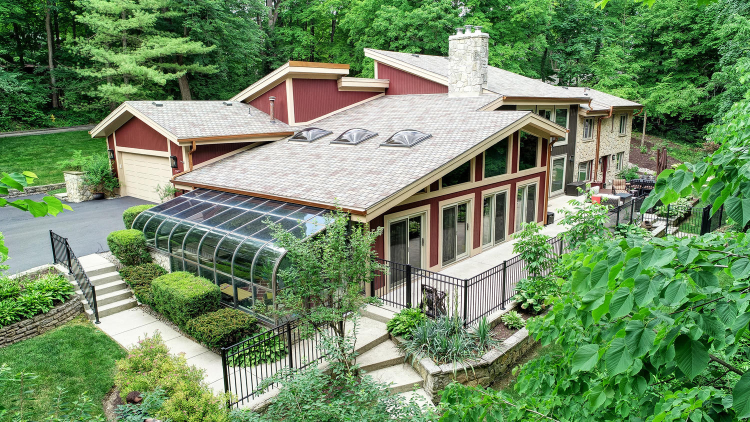 1521 Runnymede Road Dayton, OH 45419 - Photo 4 of 86