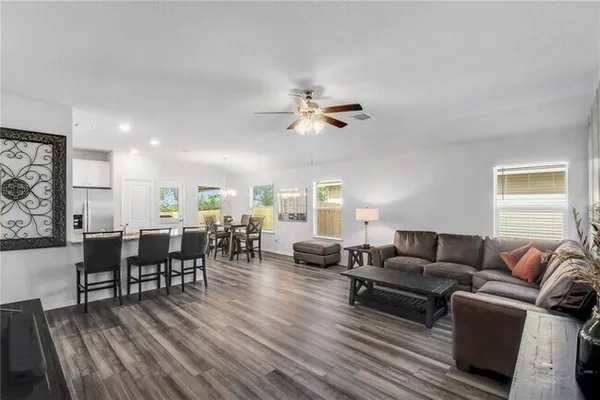 $1,850 | 119 Nathaniel Drive, Taylor, TX 76574