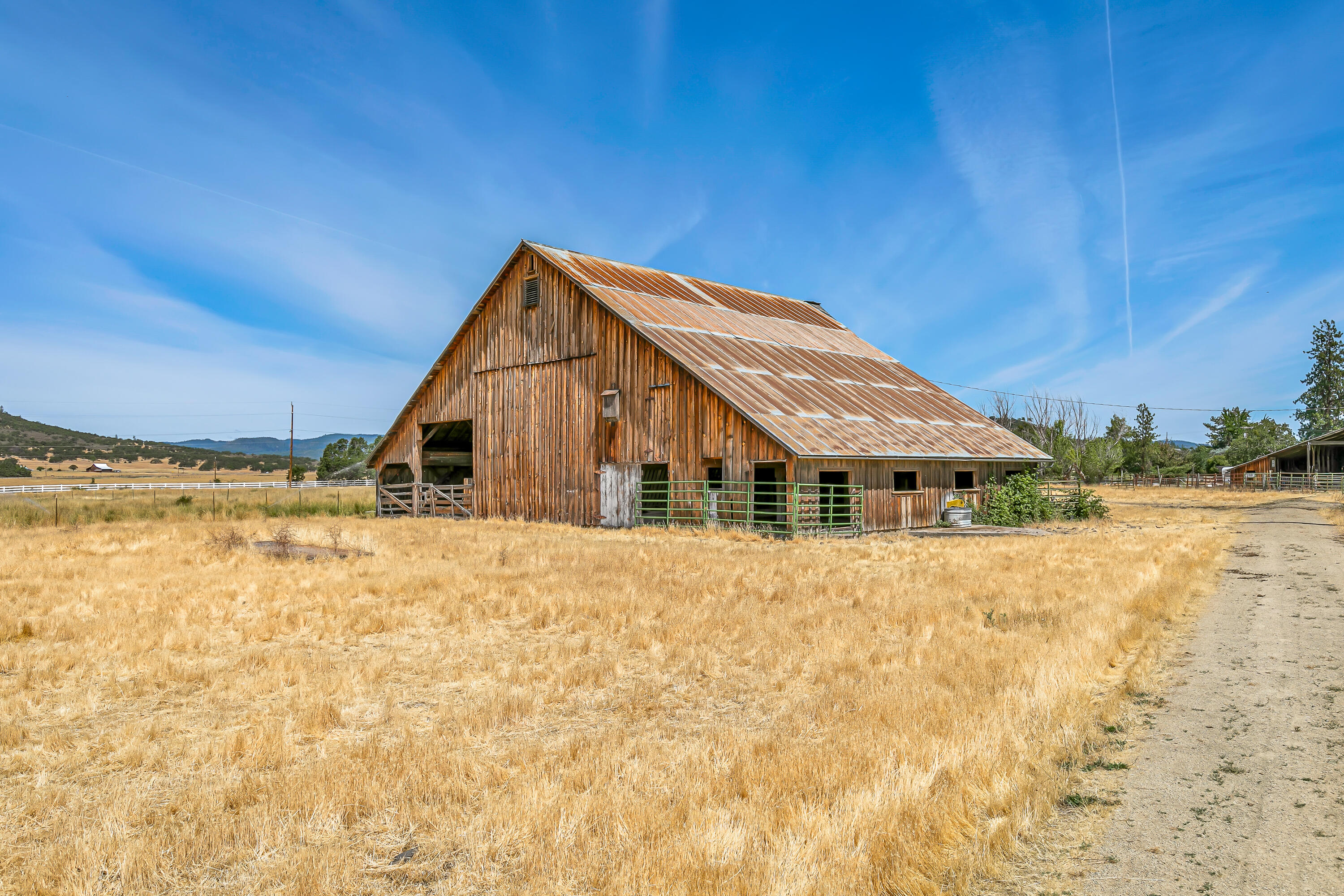 11322 Modoc Road White City, OR 97503 - Photo 35 of 53