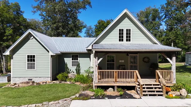 $673,999 | 266 Laurel Ridge Lane, Pikeville, TN 37367