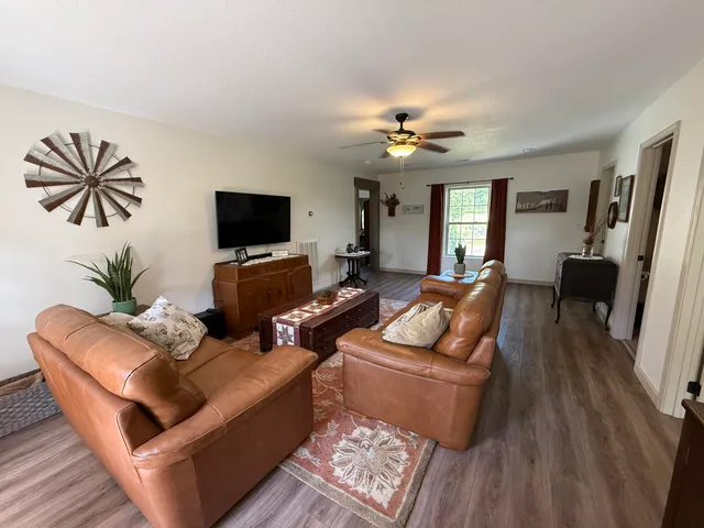 $673,999 | 266 Laurel Ridge Lane, Pikeville, TN 37367