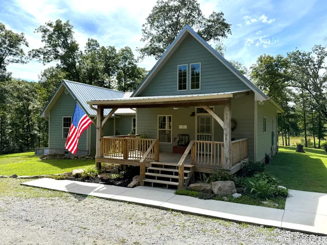 $673,999 | 266 Laurel Ridge Lane, Pikeville, TN 37367