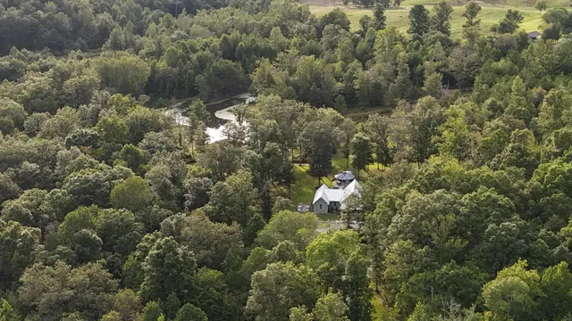 $673,999 | 266 Laurel Ridge Lane, Pikeville, TN 37367