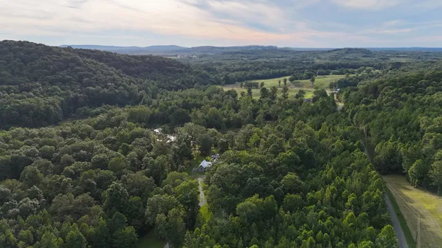 $673,999 | 266 Laurel Ridge Lane, Pikeville, TN 37367