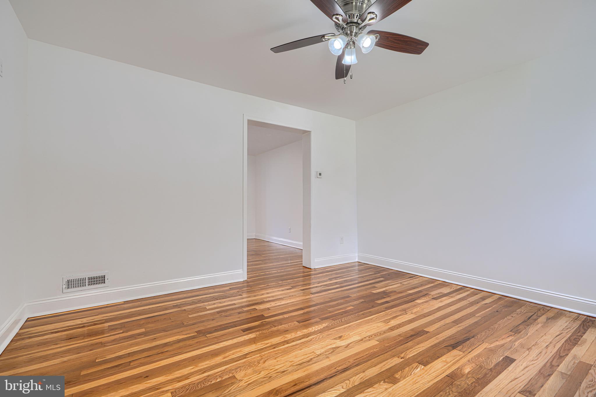5 Cardinal Road Baltimore, MD 21221 - Photo 6 of 60