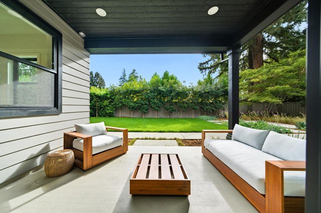 a view of a park with pathway