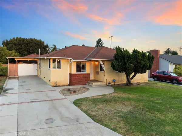 $899,900 | 9912 Tecum Road, Downey, CA 90240