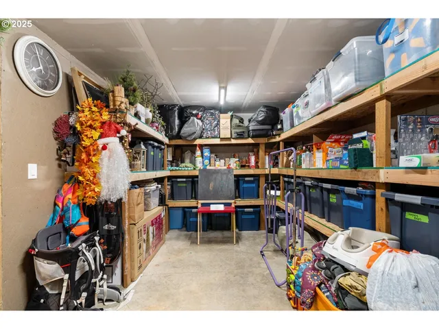 $825,000 | 42520 Testament Creek Road, Beaver, OR 97108