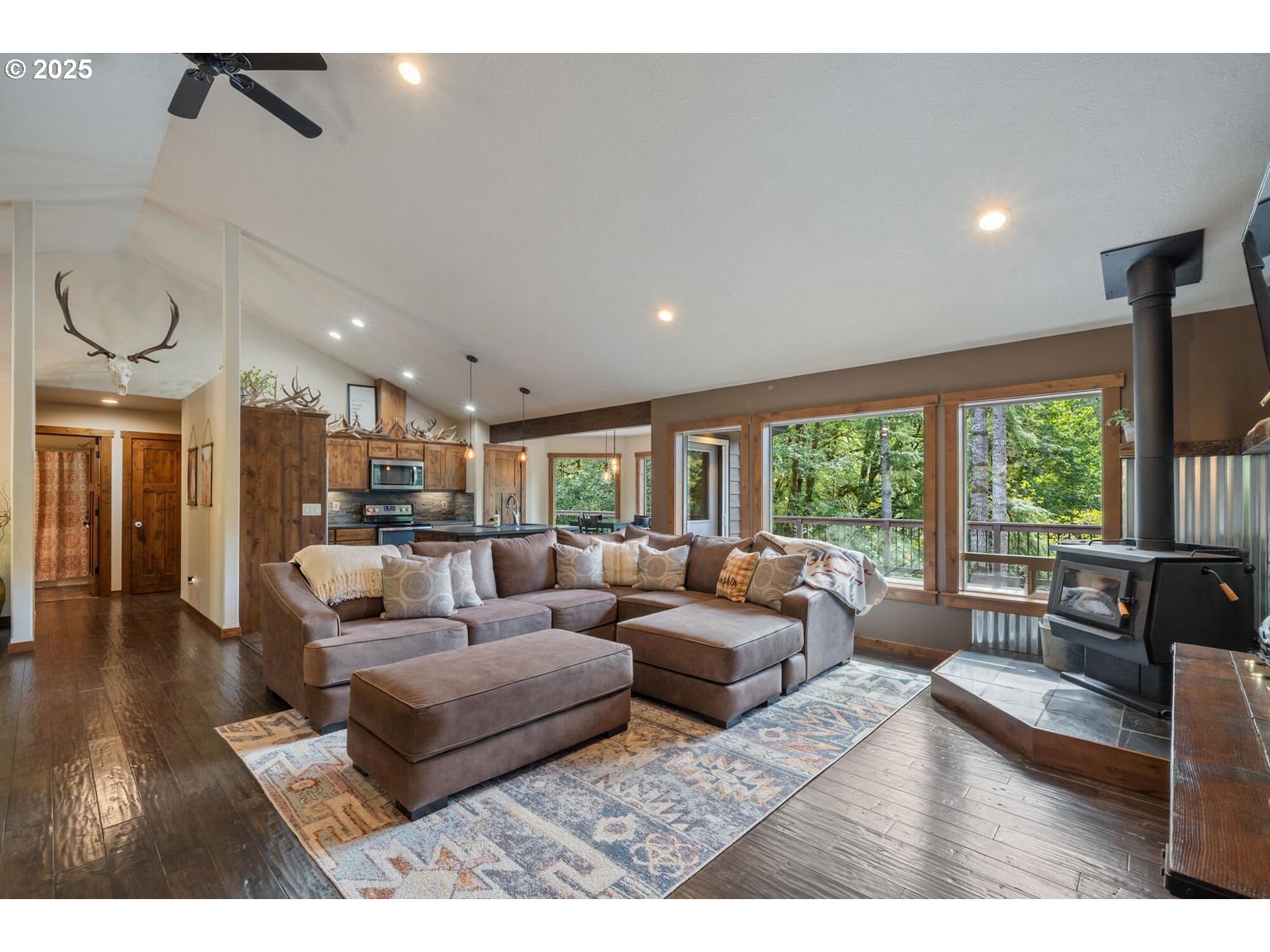 42520 Testament Creek Road Beaver, OR 97108 - Photo 10 of 48