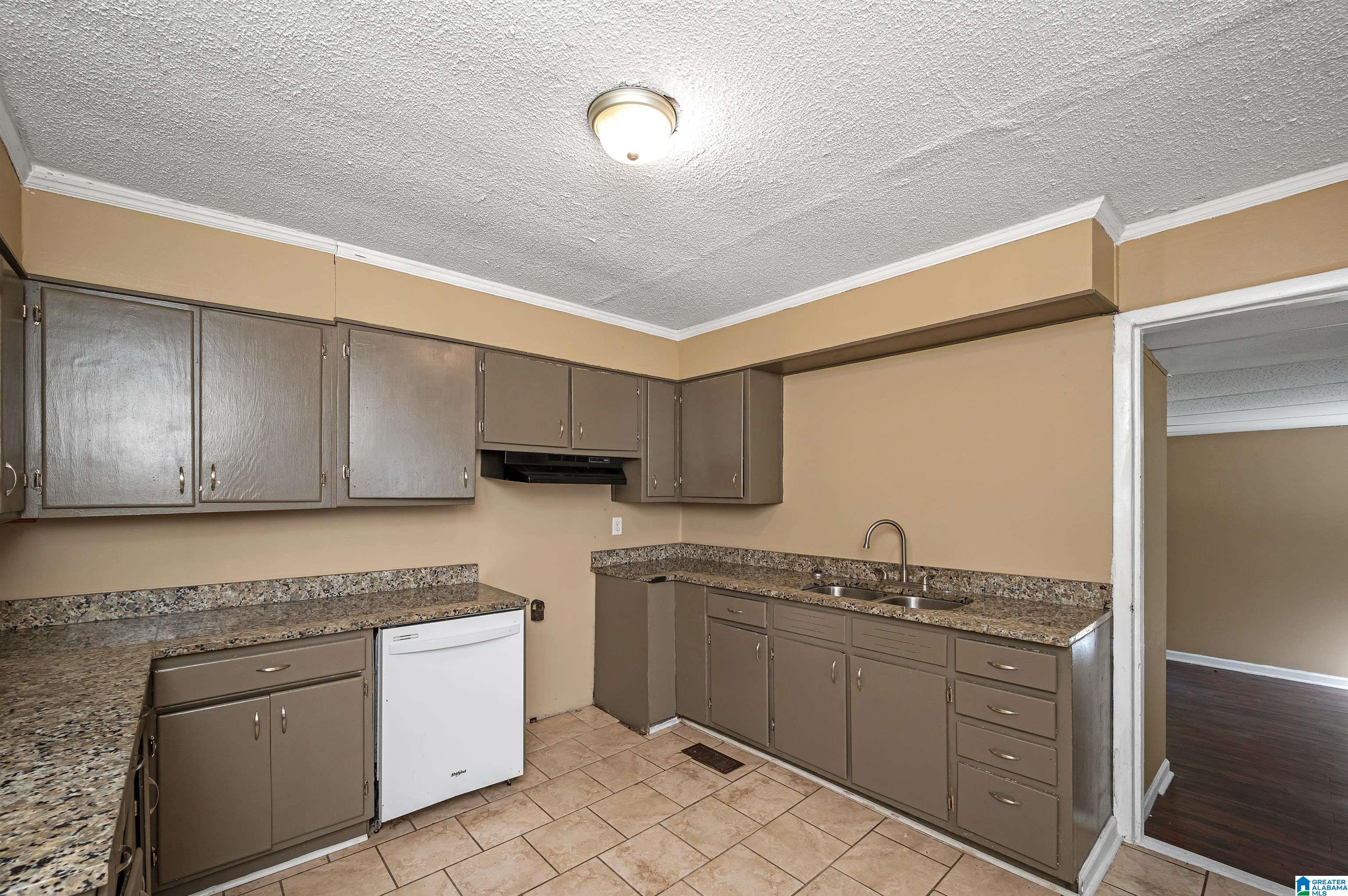 2877 Valley View Circle Adamsville, AL 35005 - Photo 14 of 34