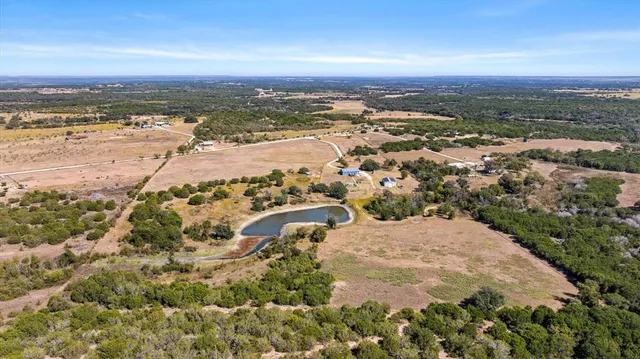 $880,000 | 1204 County Road 122, Hico, TX 76457