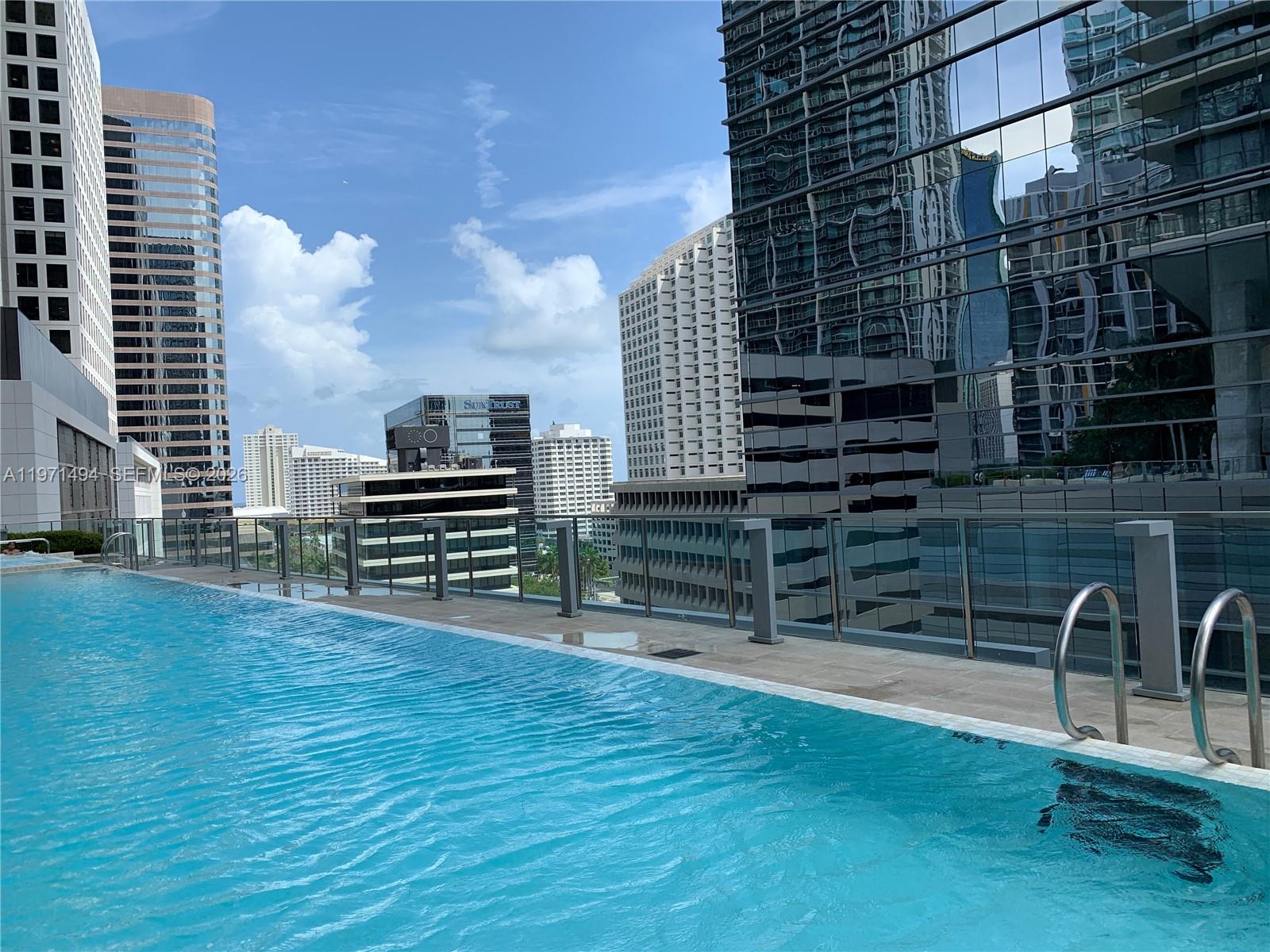 68 Southeast 6th Street, Unit 3010 Miami, FL 33131 - Photo 65 of 69