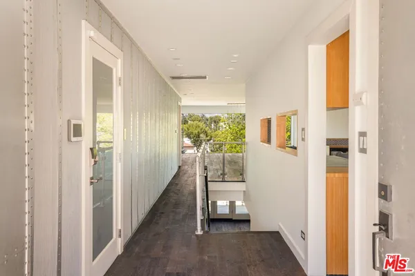 $13,000 | 4075 Los Nietos Drive, Los Angeles, CA 90027