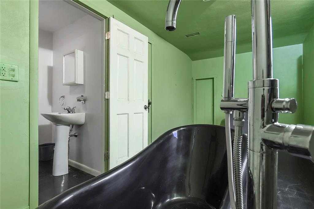 1110 Russellton Road Cheswick, PA 15024 - Photo 19 of 20 Gallery Image 19