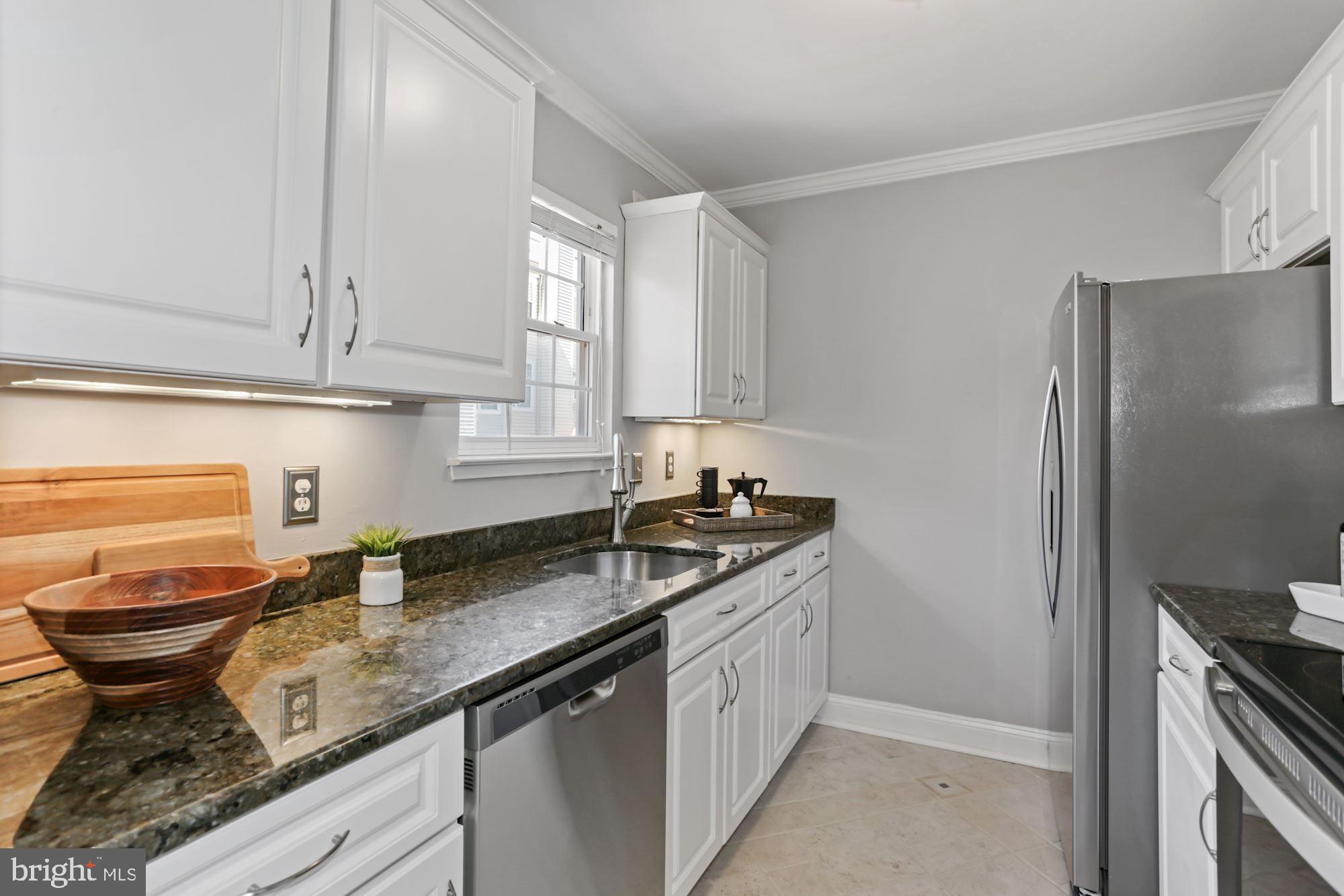 2362 Hunters Square Court Reston, VA 20191 - Photo 11 of 30