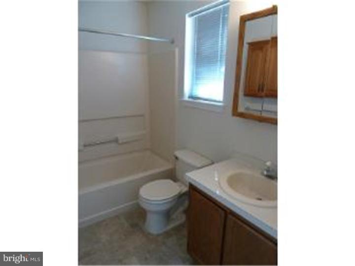 504 School House Road Williamstown, NJ 08094 - Photo 13 of 19 Gallery Image 13