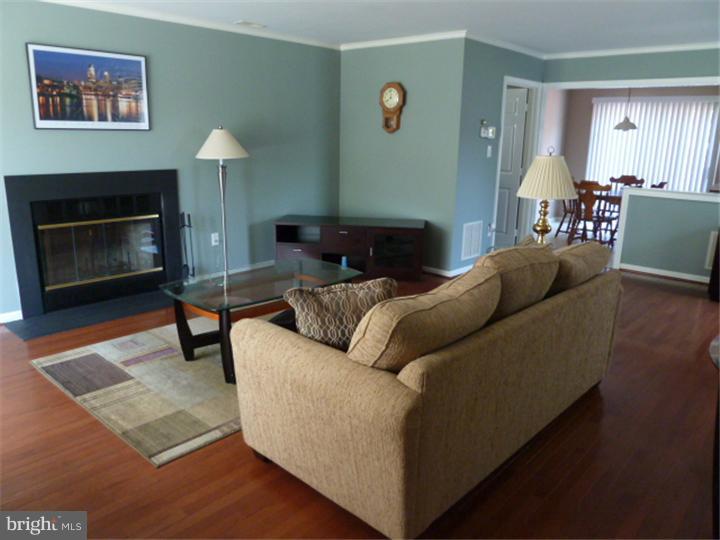 504 School House Road Williamstown, NJ 08094 - Photo 5 of 19 Gallery Image 5