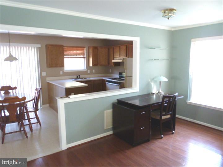 504 School House Road Williamstown, NJ 08094 - Photo 8 of 19 Gallery Image 8