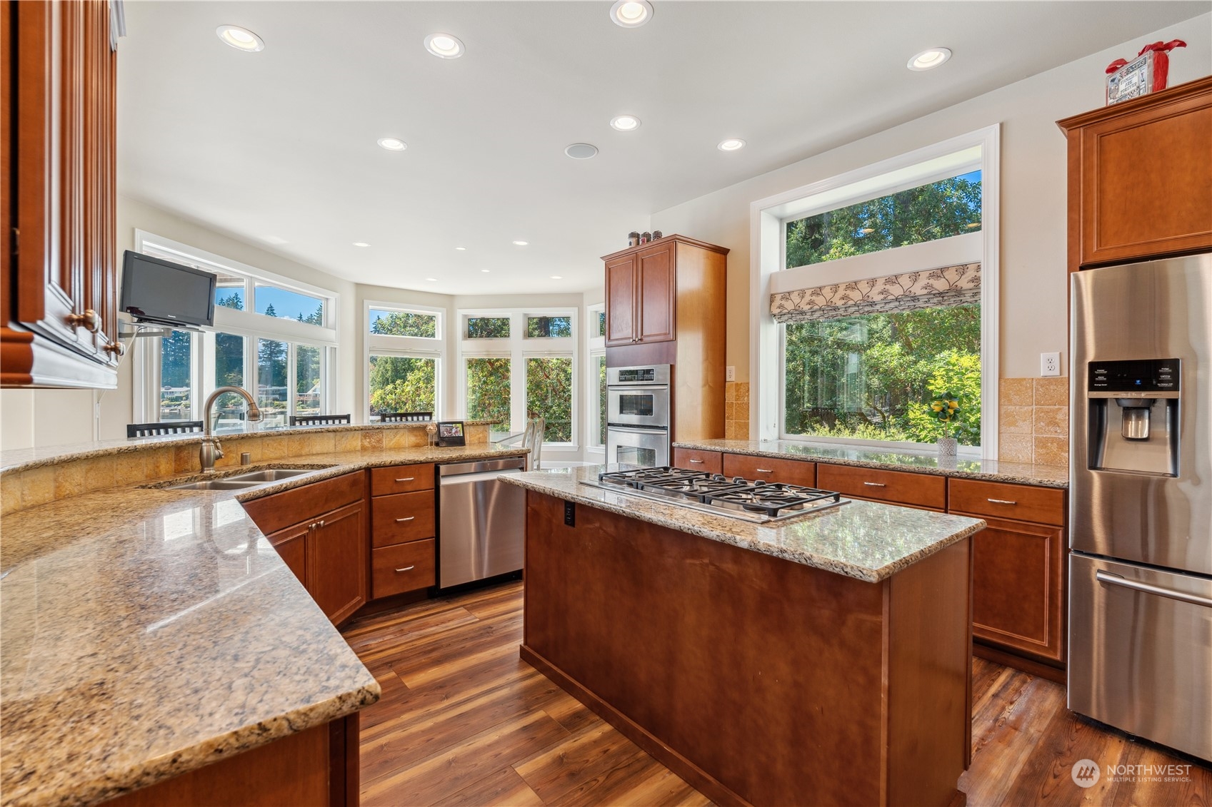 2201 Carpenter Road Southeast Lacey, WA 98503 - Photo 10 of 40 Gallery Image 10