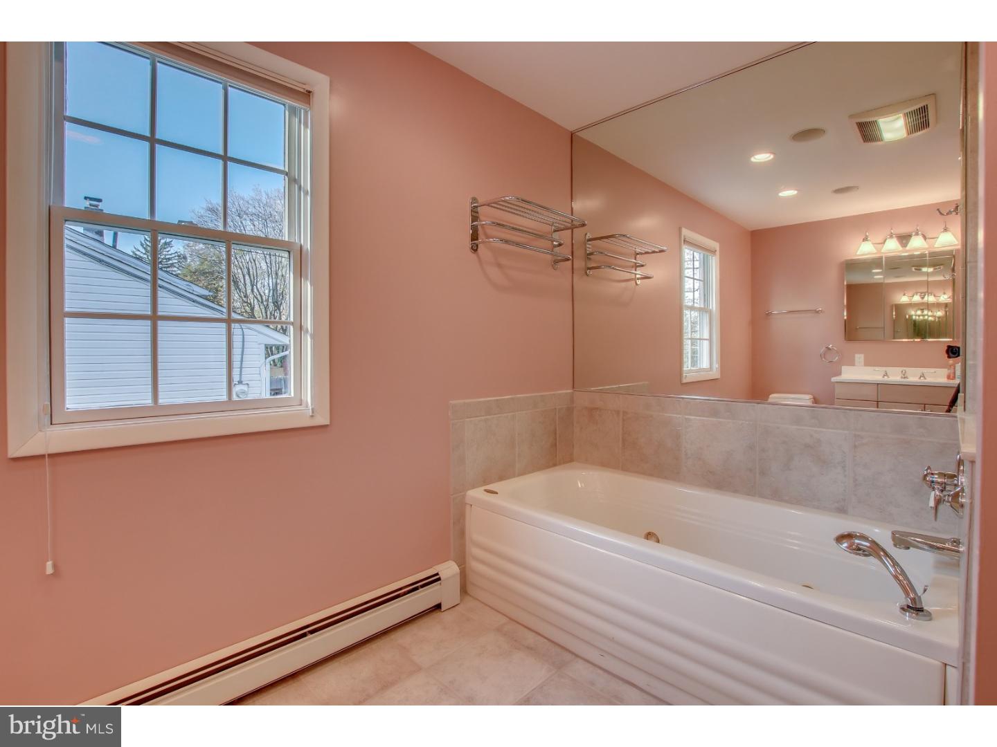16 Green Ridge Road Yardley, PA 19067 - Photo 15 of 25 Master Bathroom