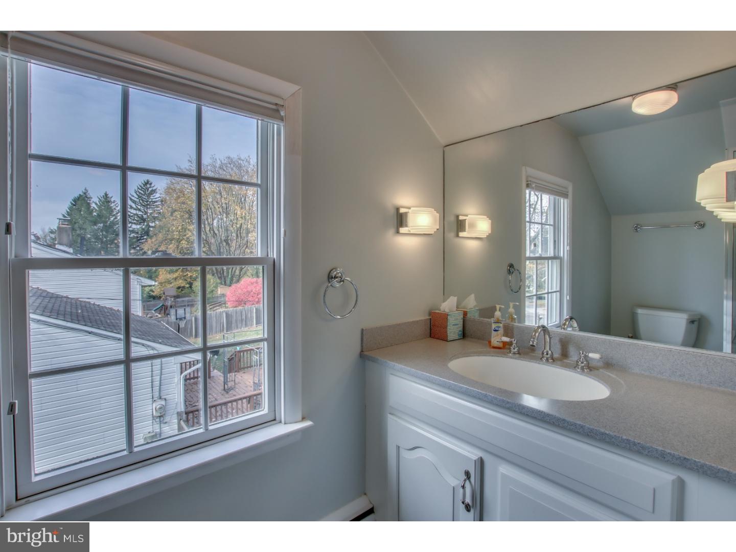 16 Green Ridge Road Yardley, PA 19067 - Photo 21 of 25 Bathroom