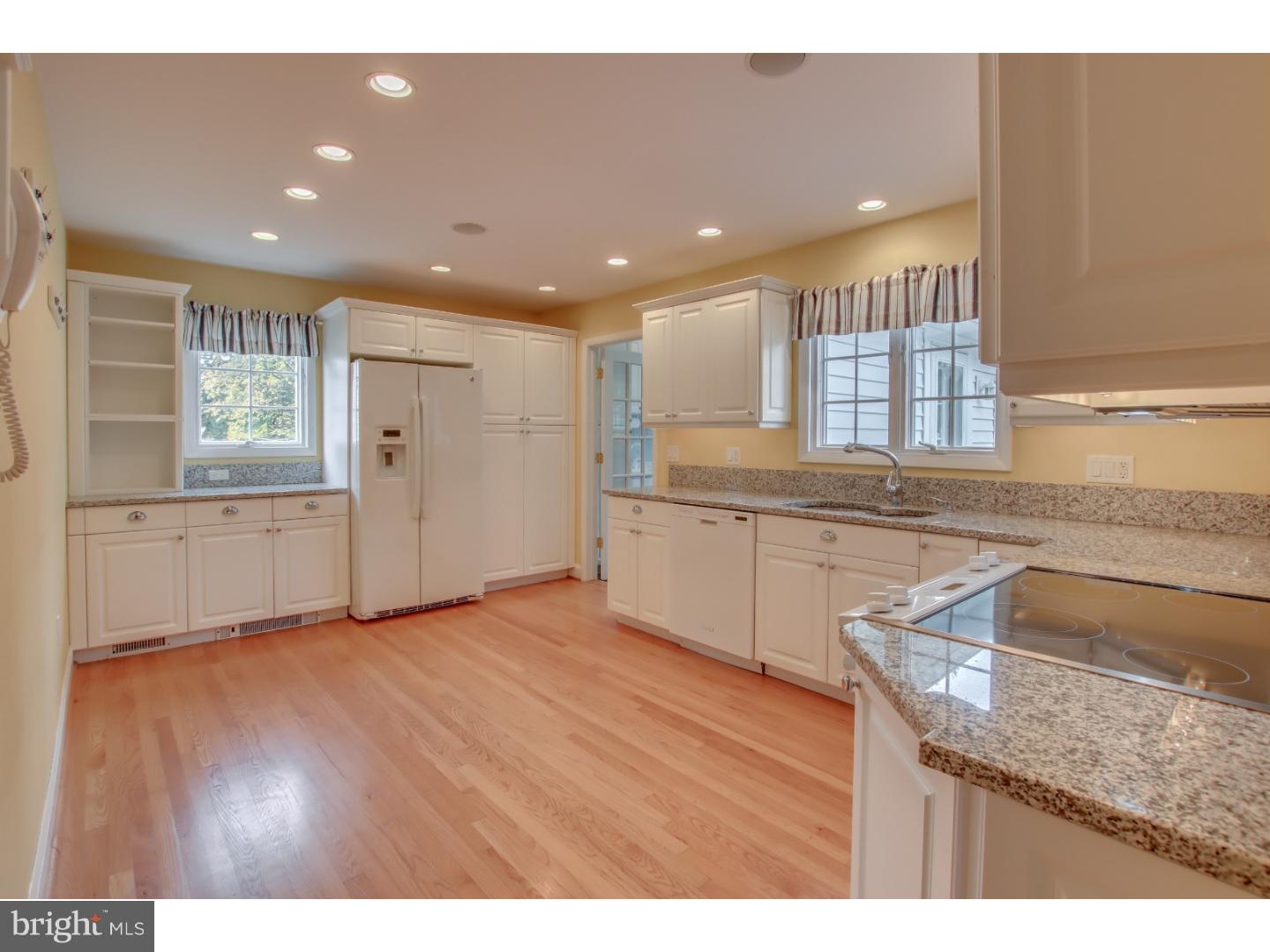 16 Green Ridge Road Yardley, PA 19067 - Photo 6 of 25 Kitchen
