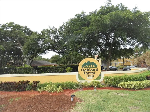 $1,975 | 3017 North Oakland Forest Drive, Unit 106, Oakland Park, FL 33309