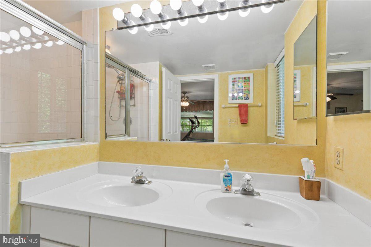 402 Rockfleet Road, Unit 102 Lutherville-Timonium, MD 21093 - Photo 34 of 47