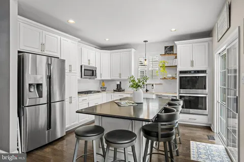 $610,000 | 44 Ross Way, Marlton, NJ 08053