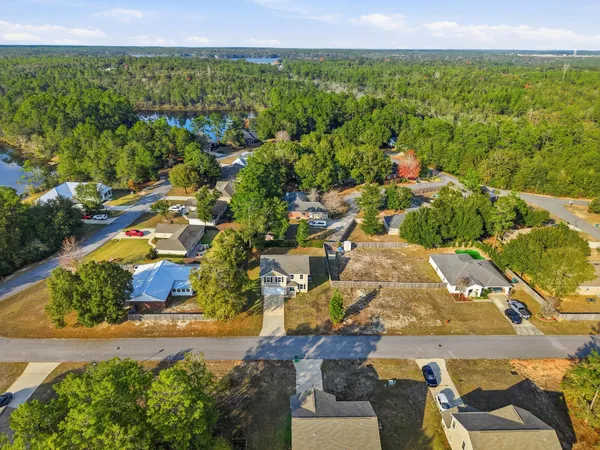 $330,000 | 69 Windy Hill Drive, DeFuniak Springs, FL 32433
