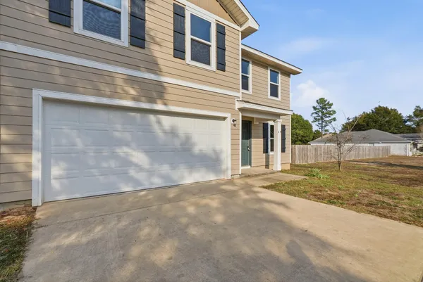 $330,000 | 69 Windy Hill Drive, DeFuniak Springs, FL 32433