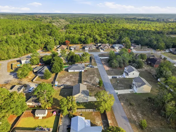 $330,000 | 69 Windy Hill Drive, DeFuniak Springs, FL 32433