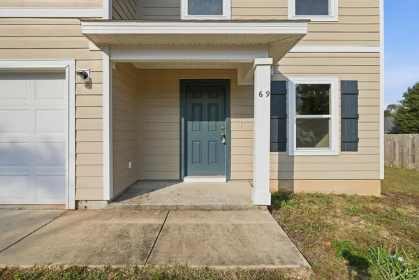 $330,000 | 69 Windy Hill Drive, DeFuniak Springs, FL 32433
