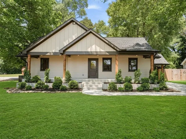 $525,000 | 213 5th Avenue, Columbia, TN 38401