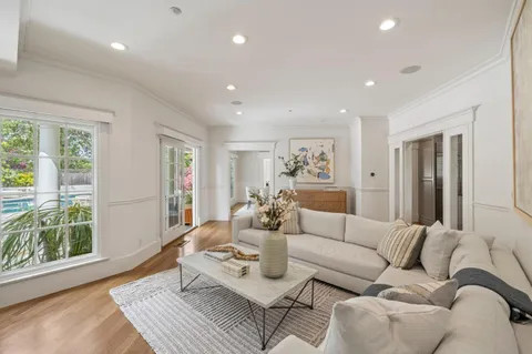 $6,750,000 | 300 Uplands Drive, Hillsborough, CA 94010