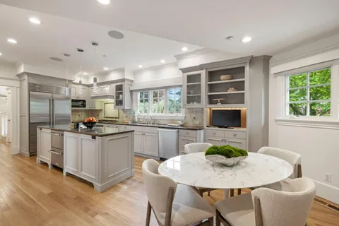 $6,750,000 | 300 Uplands Drive, Hillsborough, CA 94010