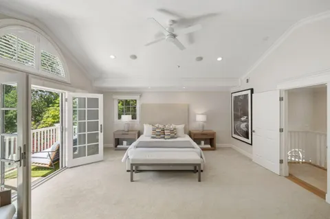 $6,750,000 | 300 Uplands Drive, Hillsborough, CA 94010