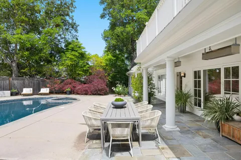 $6,750,000 | 300 Uplands Drive, Hillsborough, CA 94010