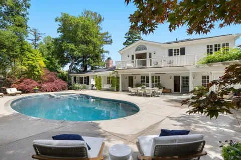 $6,750,000 | 300 Uplands Drive, Hillsborough, CA 94010