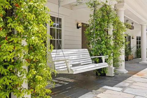 $6,750,000 | 300 Uplands Drive, Hillsborough, CA 94010