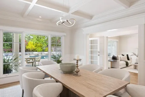 $6,750,000 | 300 Uplands Drive, Hillsborough, CA 94010