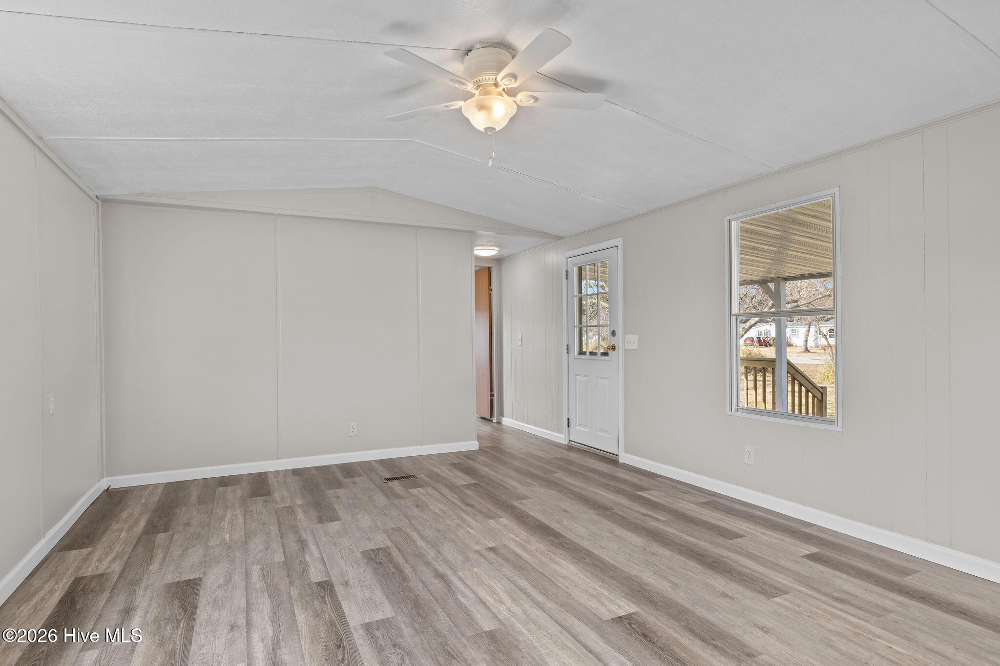 670 Straits Road Gloucester, NC 28528 - Photo 17 of 41 17-web-or-mls-1S3A7565