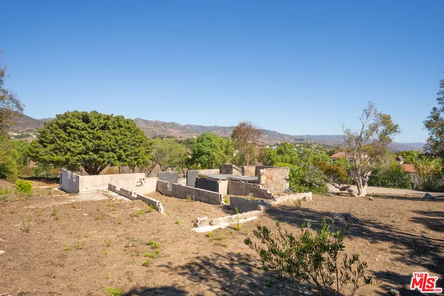 $3,795,000 | 28901 Selfridge Drive, Malibu, CA 90265